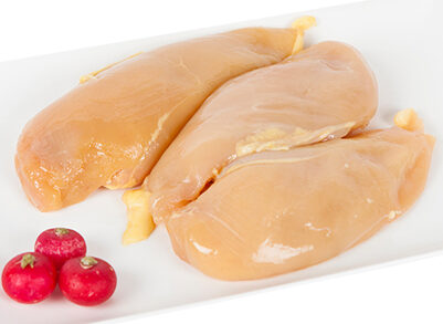 Pechuga de pollo de corral fileteada
