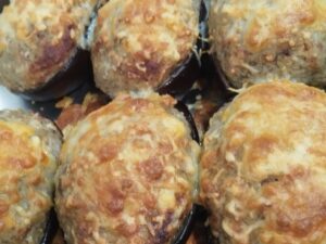 Berenjena rellena de carne