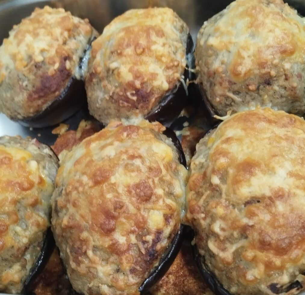 Berenjena rellena de carne
