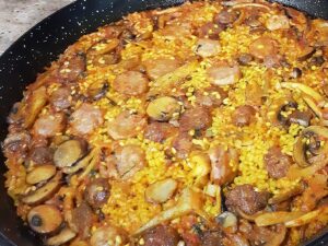 Arroz aragonés con longaniza y setas